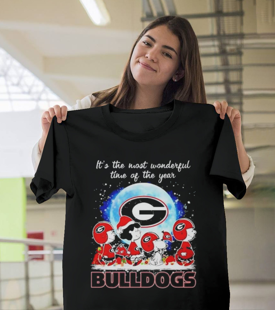 Peanuts Georgia Bulldogs Most Wonderful Time Christmas T-Shirt