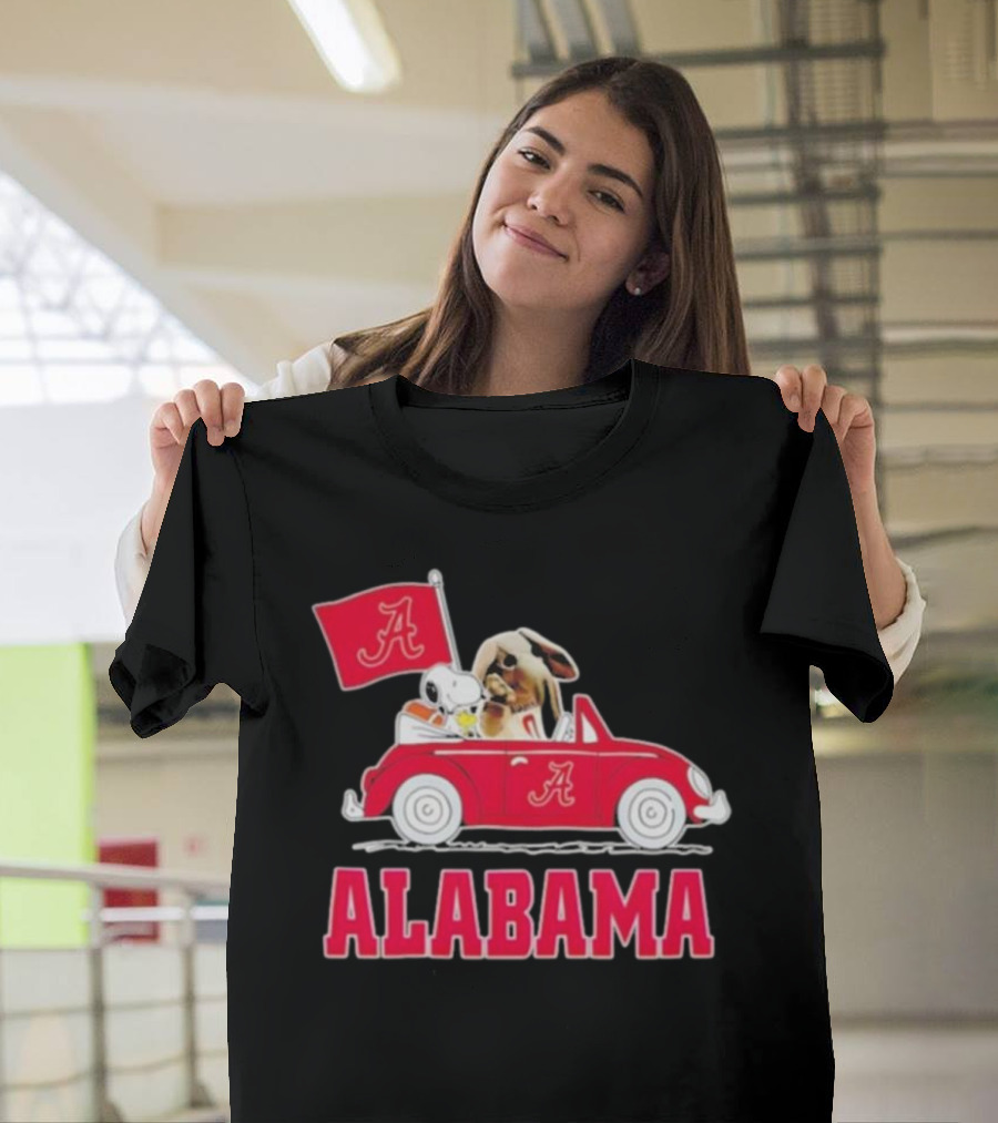 Snoopy And Big Al Driving Red Car With Alabama Flag Crimson Tide T-Shirt