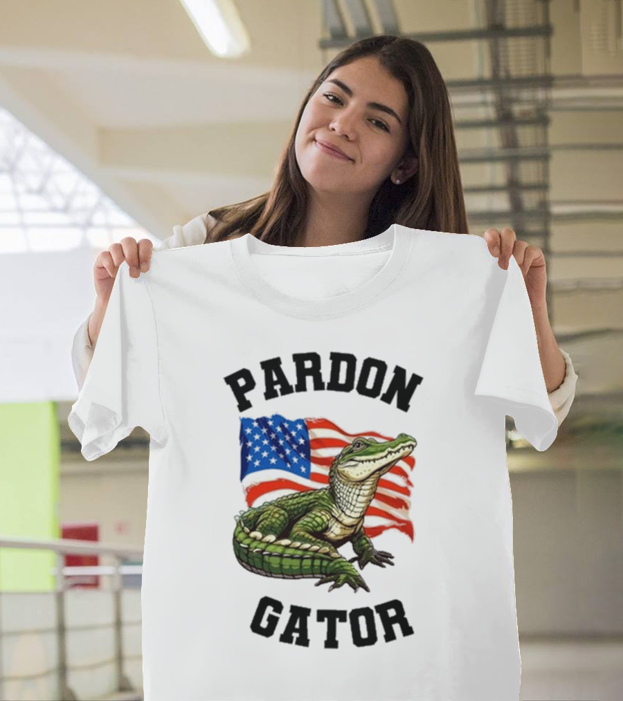 Pardon Gator American Flag Constitutional Gator T-Shirt