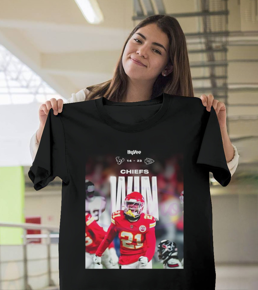 HyVee Chiefs Win Over Texans 14-23 Jaden Hicks 2025 T-Shirt