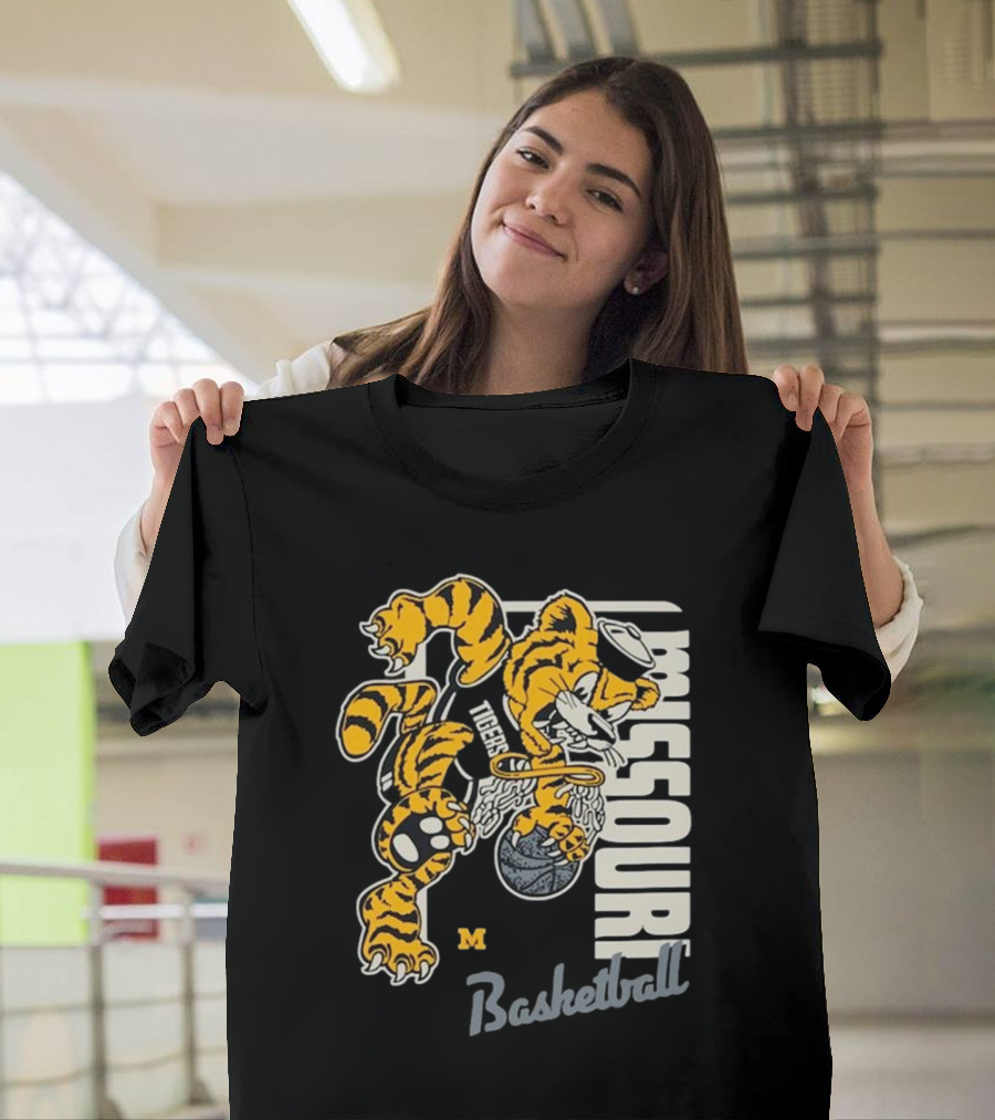 Missouri Tigers Basketball Final Four 2025 Comfort Colors Mascot Dunk T-Shirt