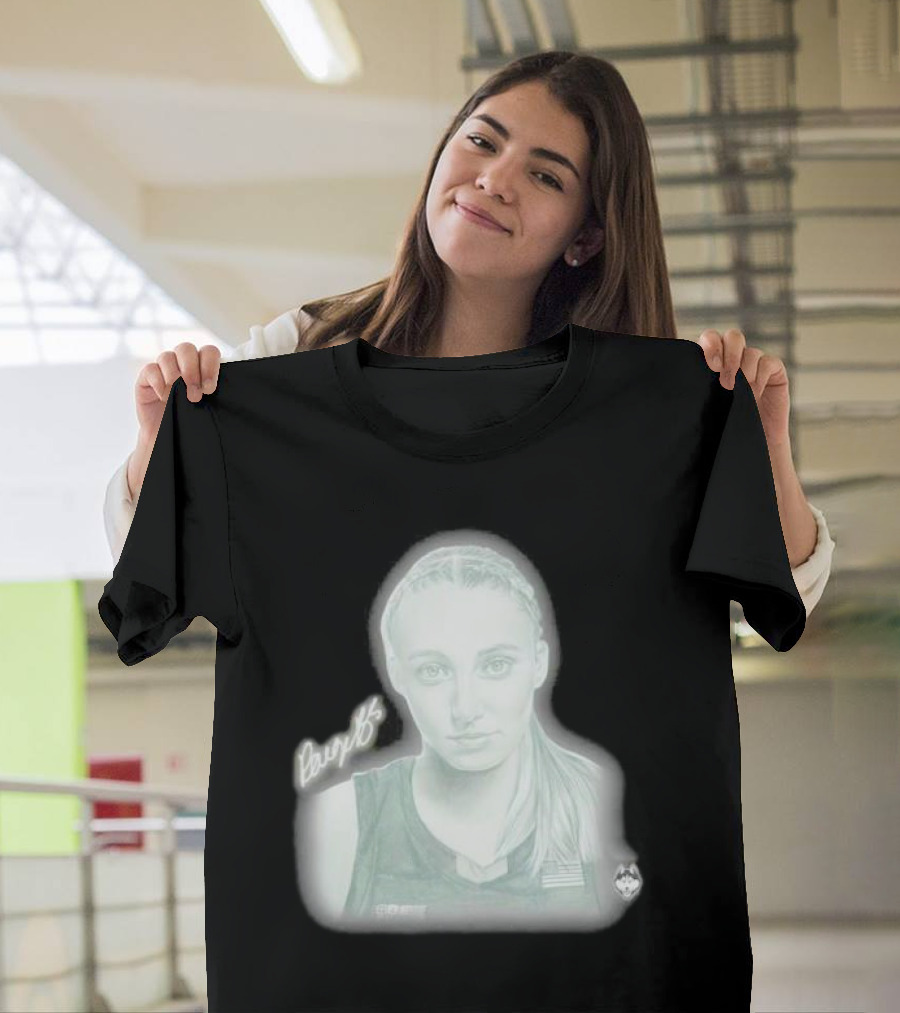 Paige Bueckers UConn Huskies Signature Pencil Drawing With USA Flag T-Shirt