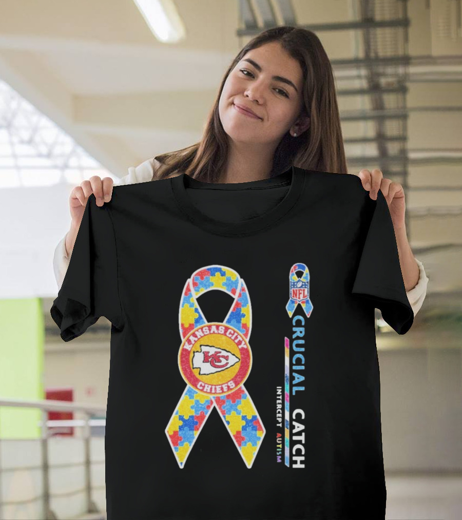 Kansas City Chiefs NFL Puzzle Ribbon Autism Awareness Crucial Catch T-Shirt