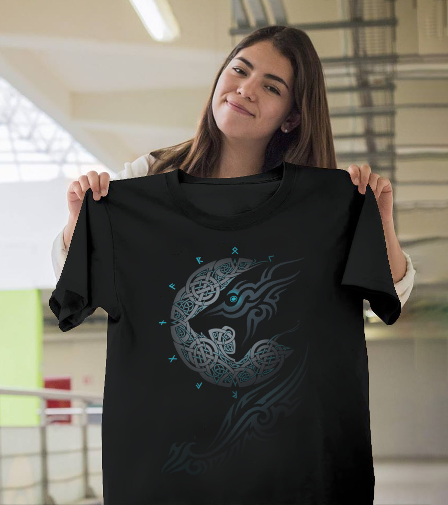 RAGNAROK MOON1 VIKING NORSE RUNES CELTIC KNOTWORK WOLF IMAGE T-Shirt