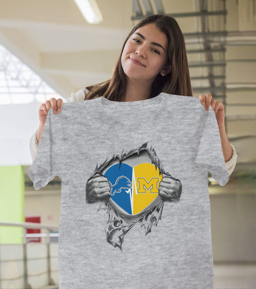 Detroit Lions University of Michigan Heart Ripped T-Shirt