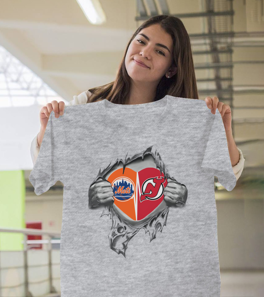 Mets Devils Heart Torn Open Baseball Hockey Fusion T-Shirt