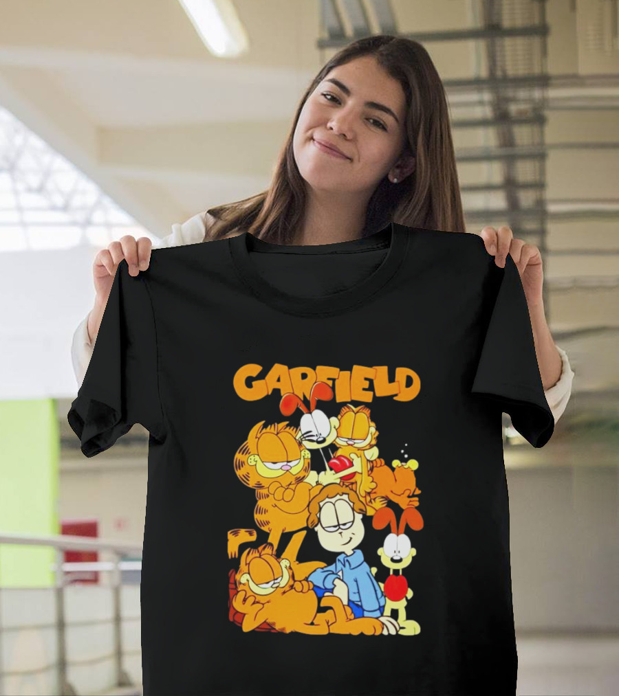 Garfield and Friends Cartoon Characters Reunion T-Shirt
