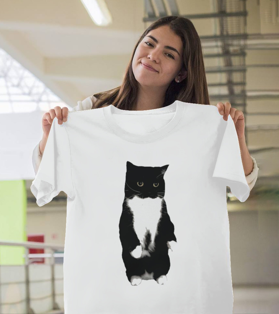Unicouniuni Cat Playful Tuxedo T-Shirt