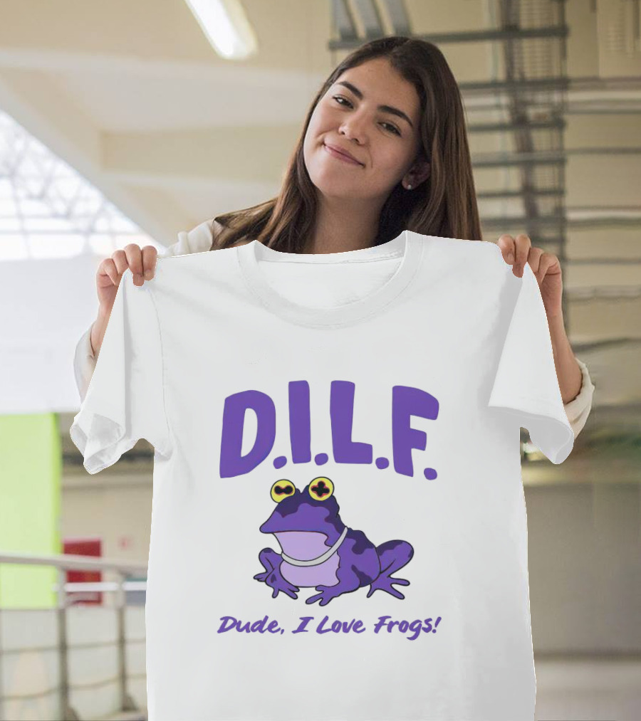 TCU Horned Frogs DILF Dude I Love Frogs Purple Cartoon Frog T-Shirt