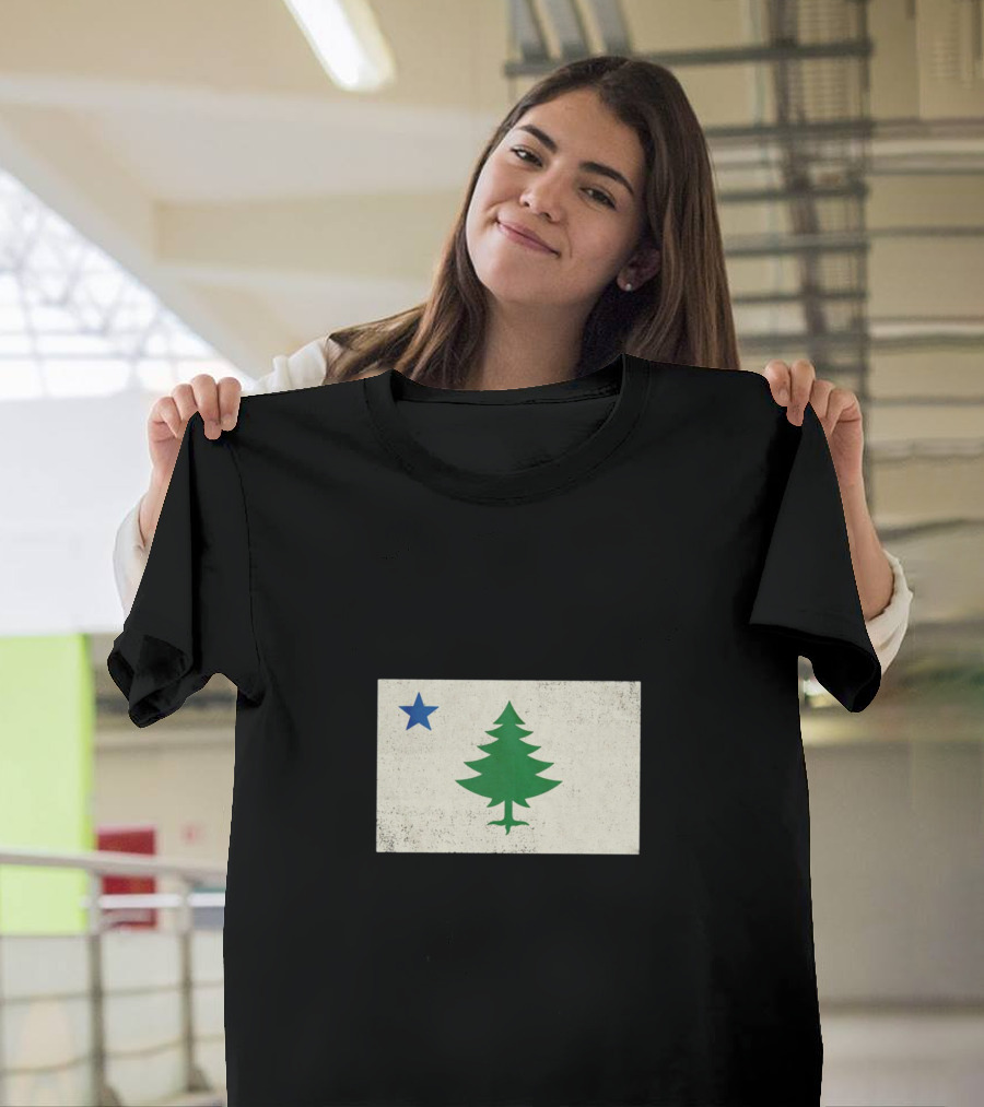 Maine Vintage Flag Pine Tree and Blue Star T-Shirt