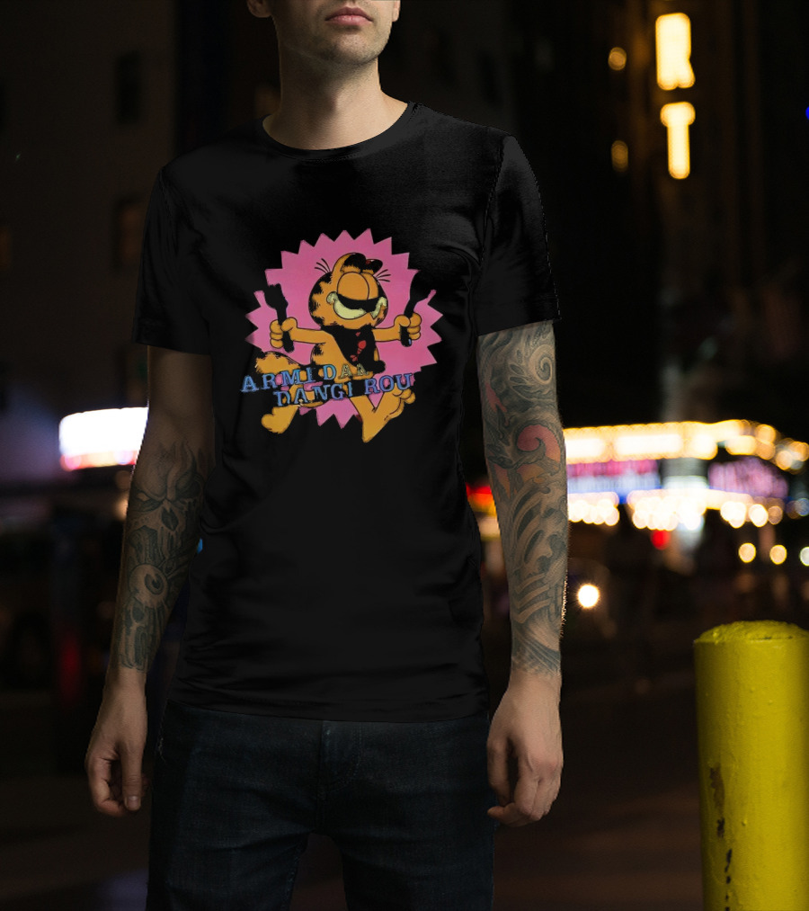 Garfield Armed And Dangerous With Utensils Single Stitch T-Shirt