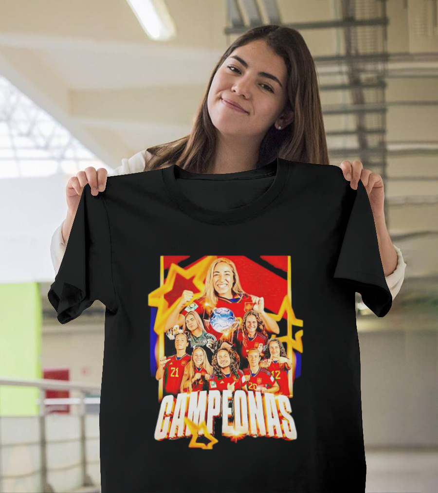 Real Madrid C.F. Campeonas Del Mundo Celebrating Victory With Stars And Smiling Athletes T-Shirt