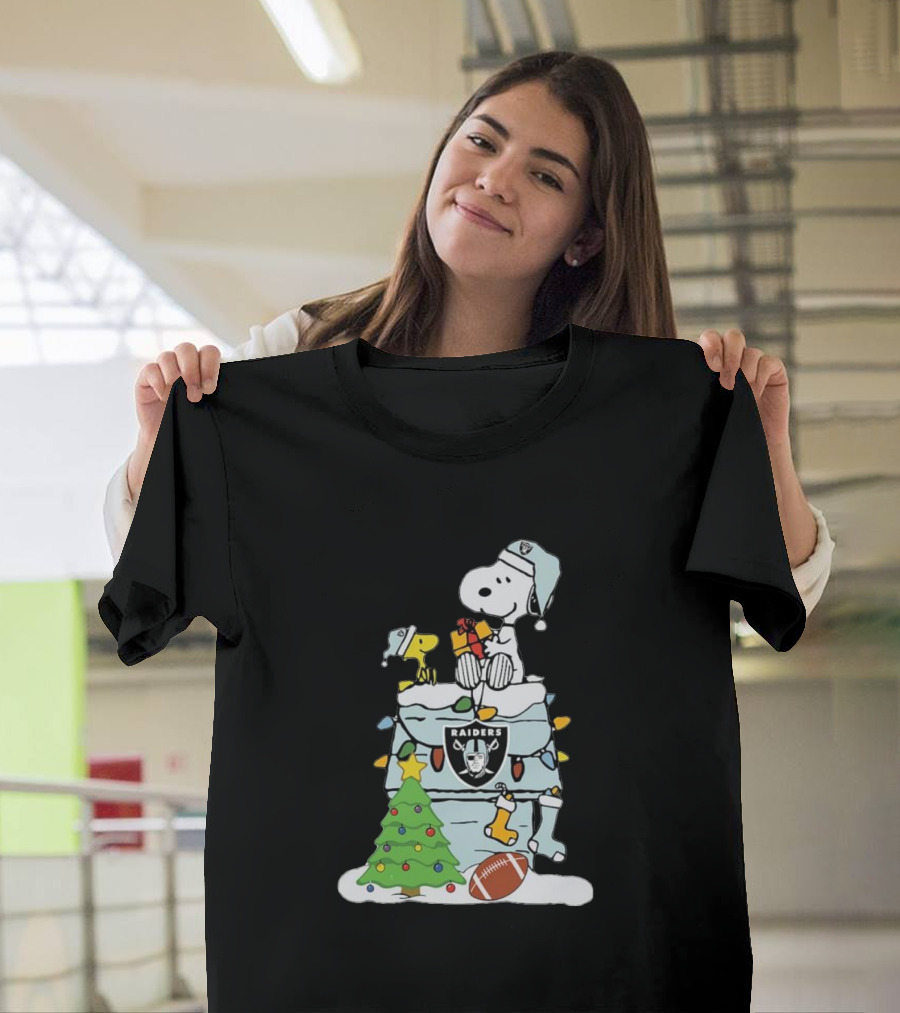 Raiders Snoopy Christmas With Doghouse Lights And Football T-Shirt