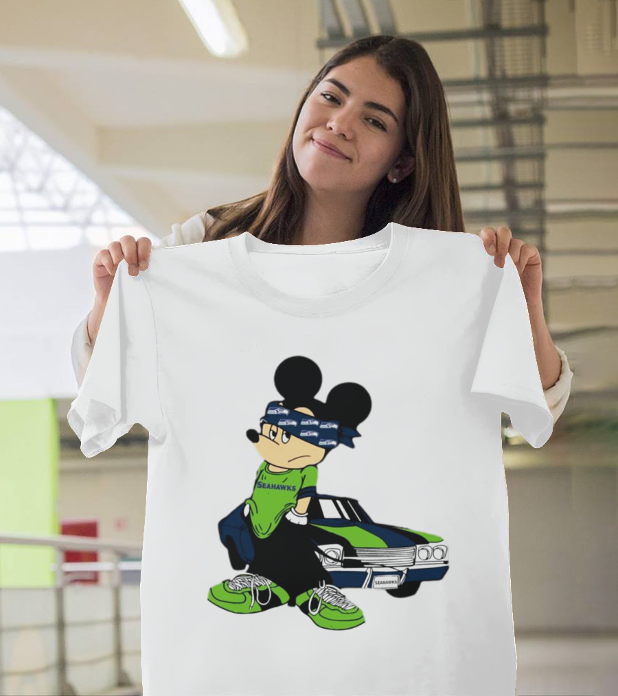 Seattle Seahawks Mickey Mouse Gangster Car Football Fan T-Shirt