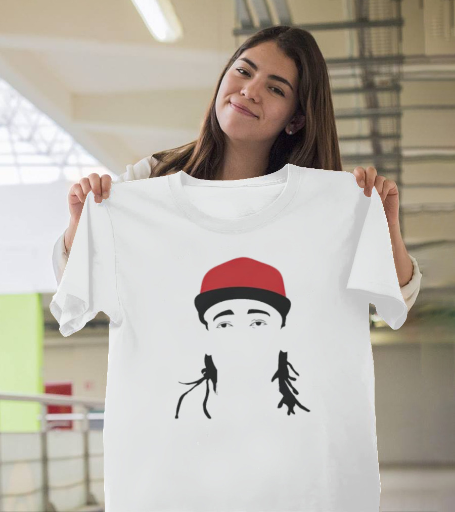 Elly Cartoon Chain Red Cap T-Shirt