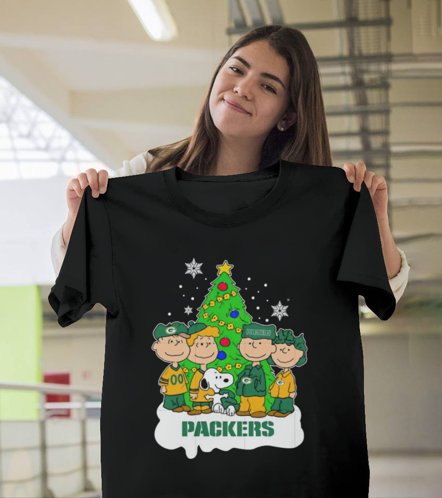 Green Bay Packers Christmas Peanuts Characters with Tree T-Shirt