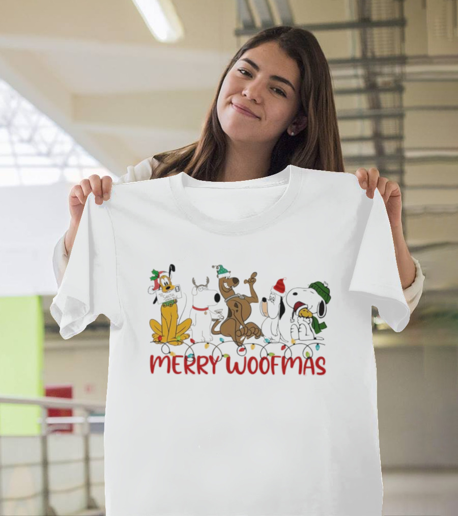 Disney Dogs Merry Woofmas Holiday Celebration With Christmas Lights And Hats T-Shirt