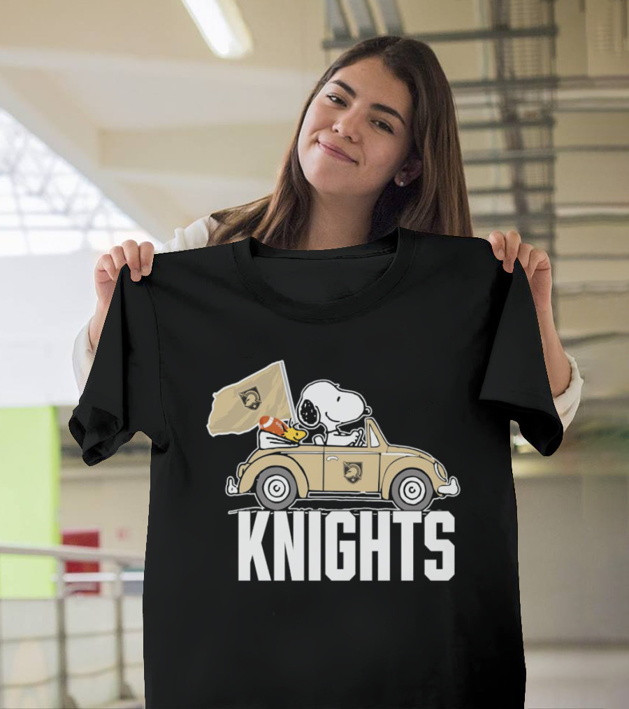 Snoopy and Woodstock Driving Car Army Black Knights Flag T-Shirt