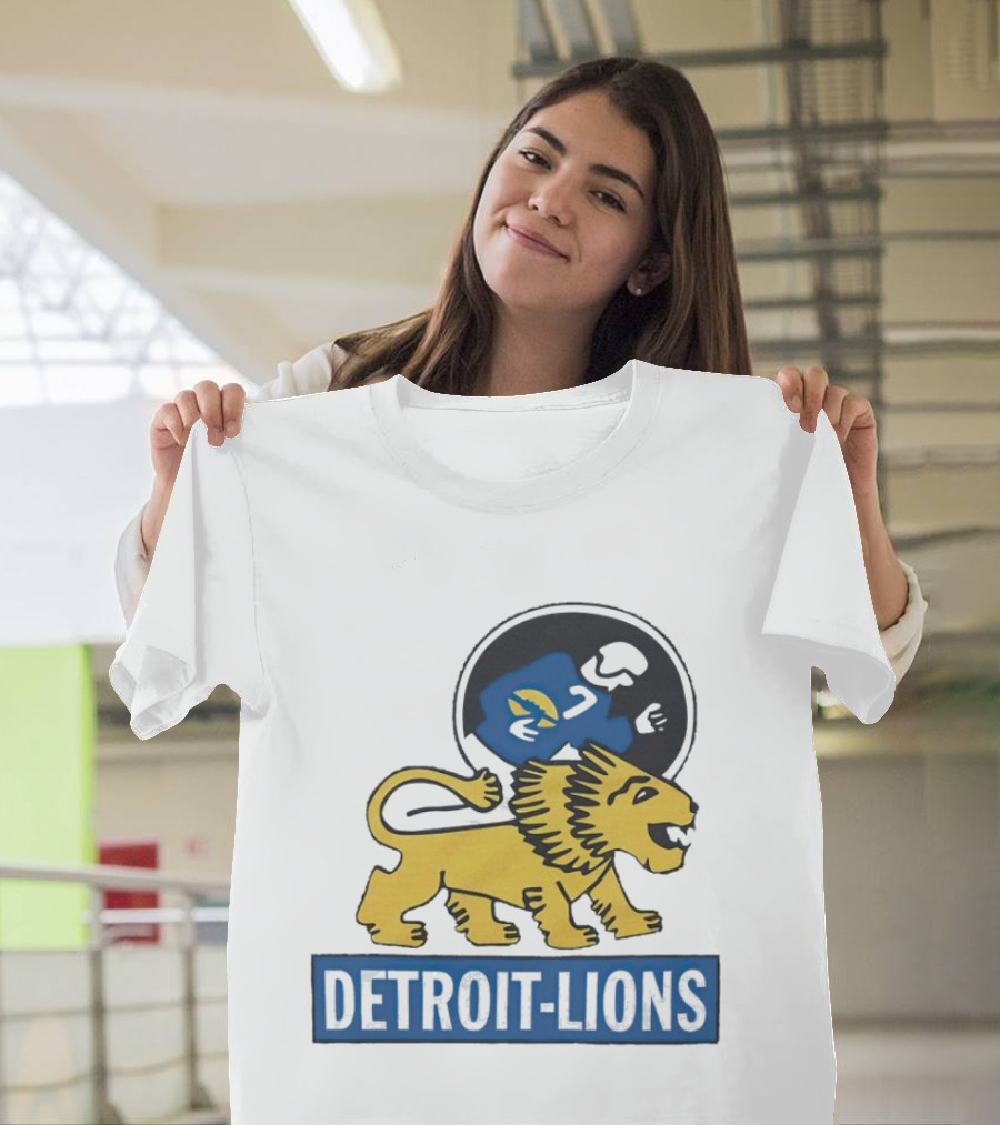 Detroit Lions 1952 Vintage Inspired Graphic With Classic Lion Emblem T-Shirt