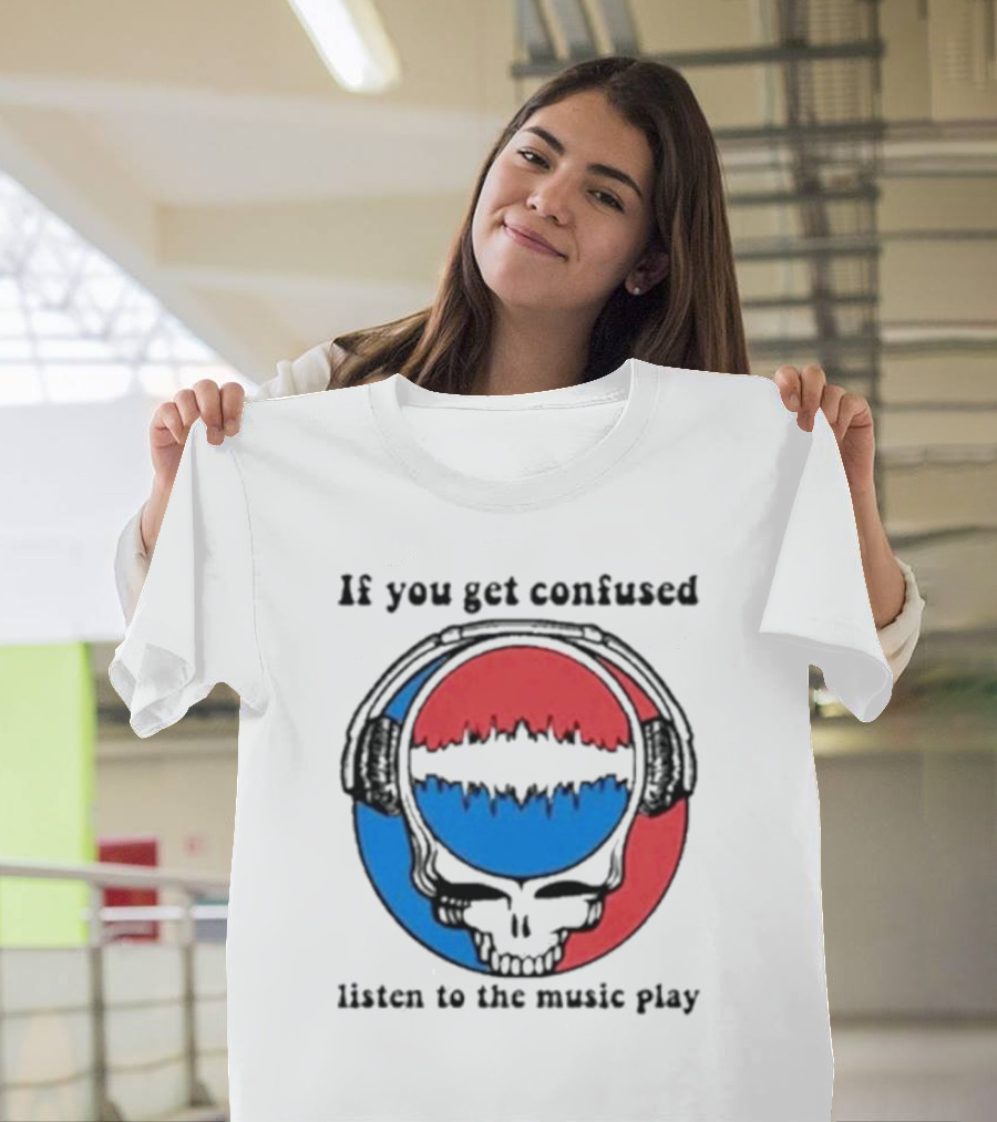If You Get Confused Listen to the Music Play Skull with Headphones Red and Blue Soundwave T-Shirt