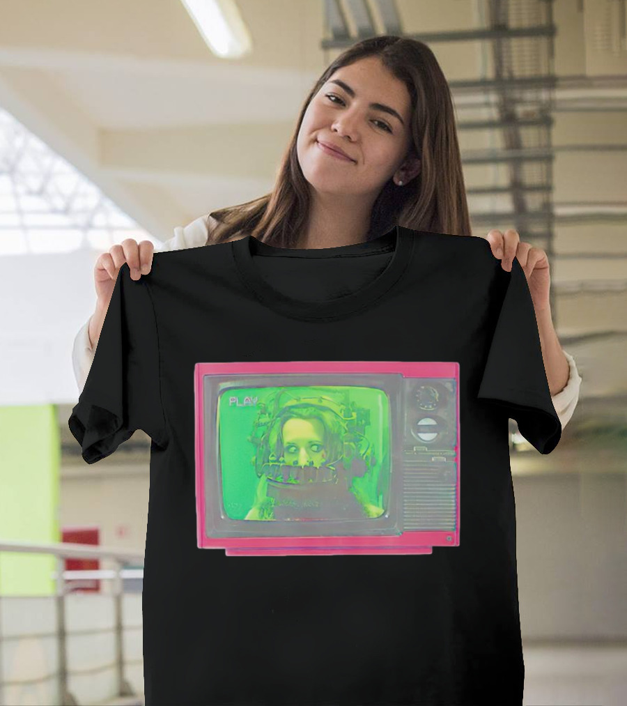 Play Saw Bear Trap Retro TV Horror T-Shirt