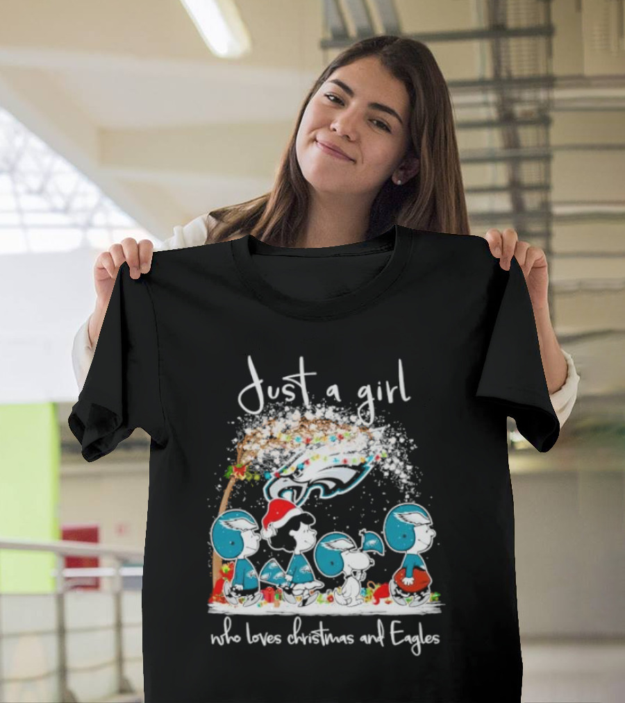 Peanuts Just a Girl Who Loves Christmas and Eagles T-Shirt