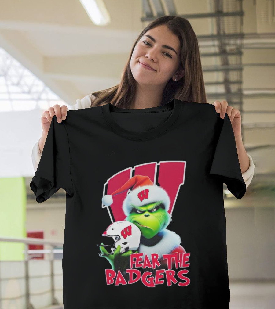 Grinch Fear The Badgers Wisconsin Christmas Football T-Shirt