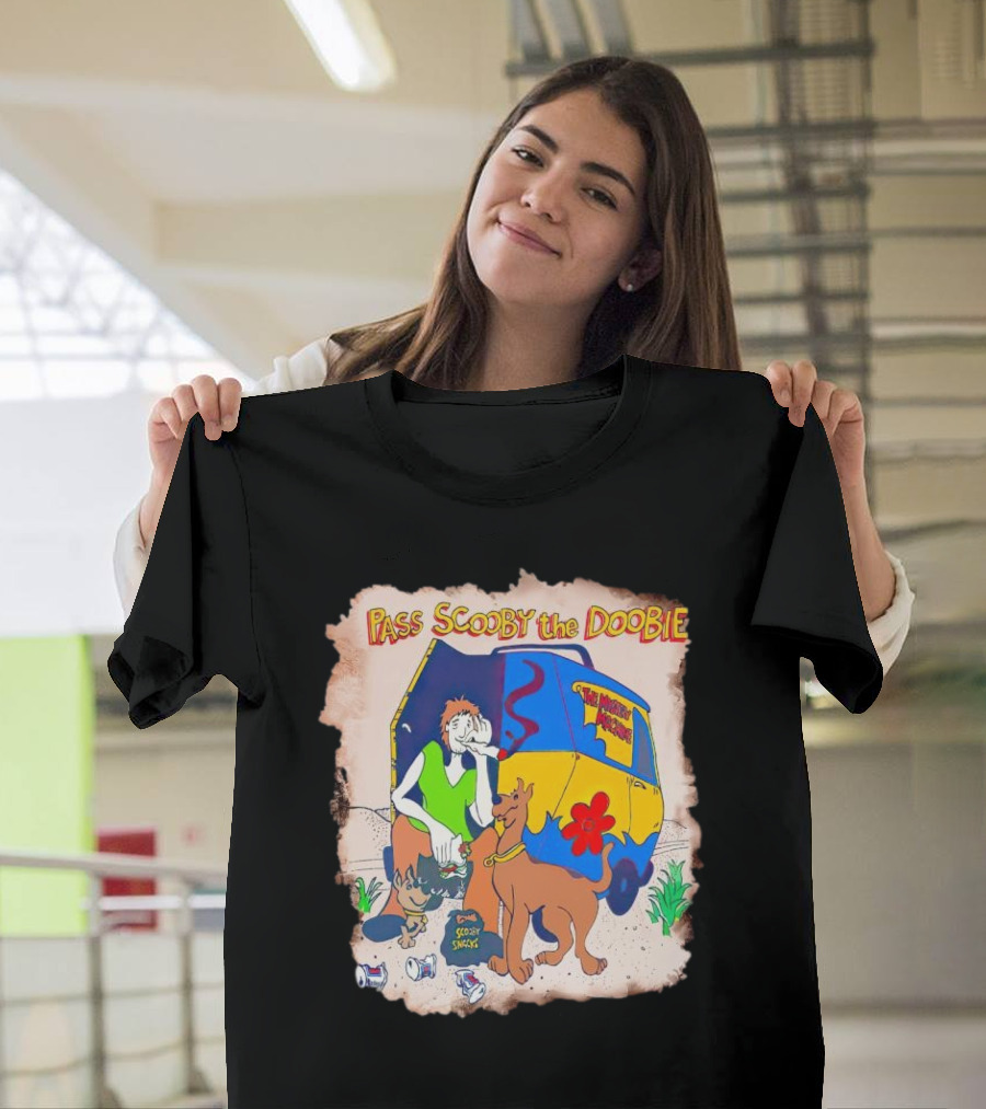 Scooby-Doo the Mystery Machine Pass Scooby the Doobie T-Shirt