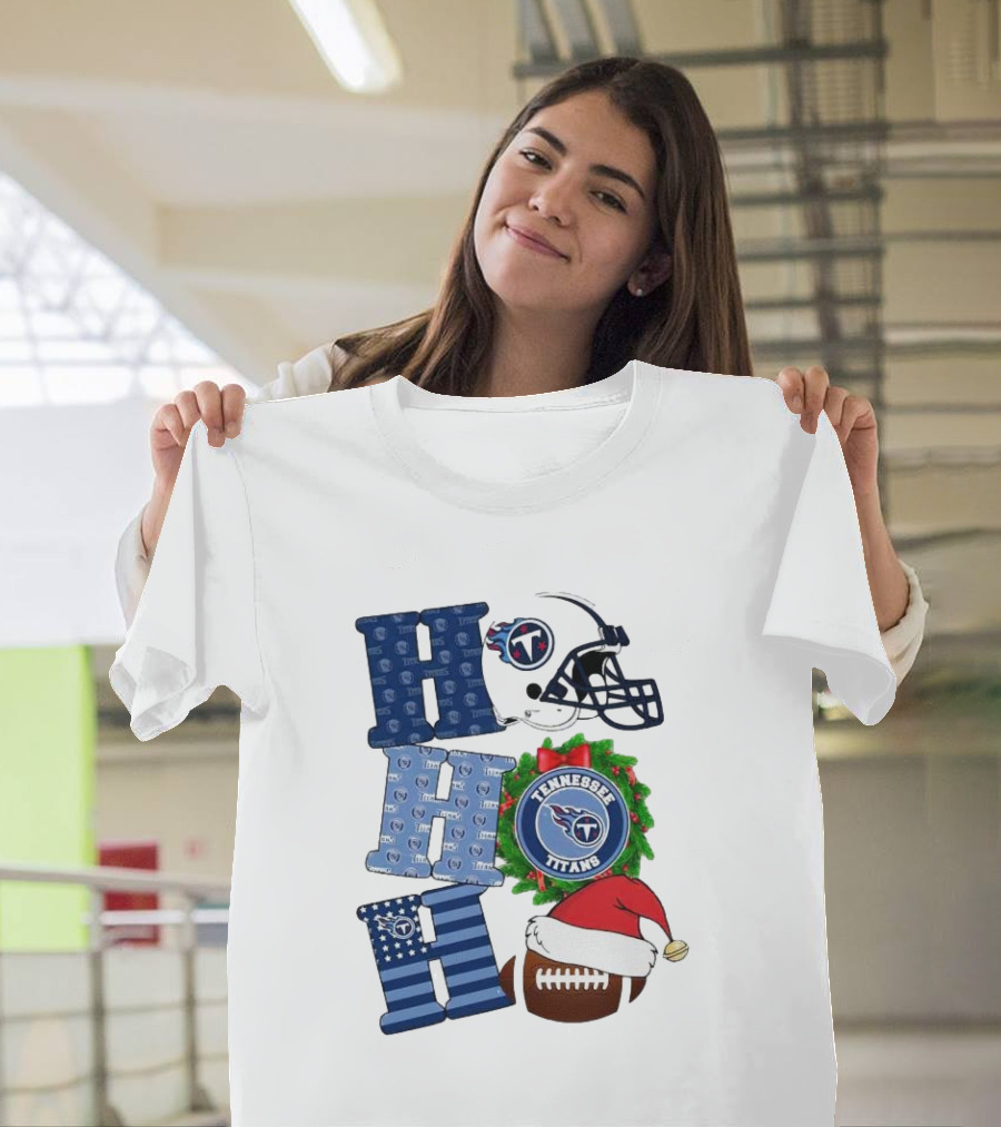 Tennessee Titans Ho Ho Ho Merry Christmas Football Helmet Santa Hat Wreath T-Shirt