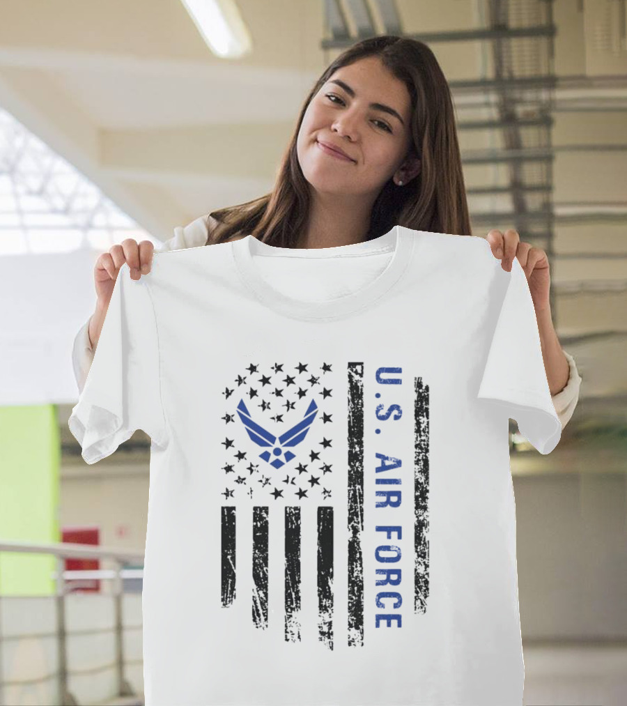 U.S. Air Force Veteran American Flag Emblem T-Shirt