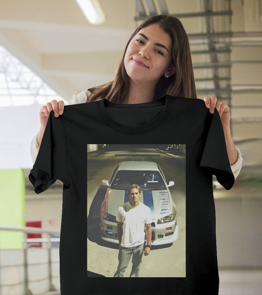 Paul Walker Giving Season with Iconic Car Street Scene T-Shirt
