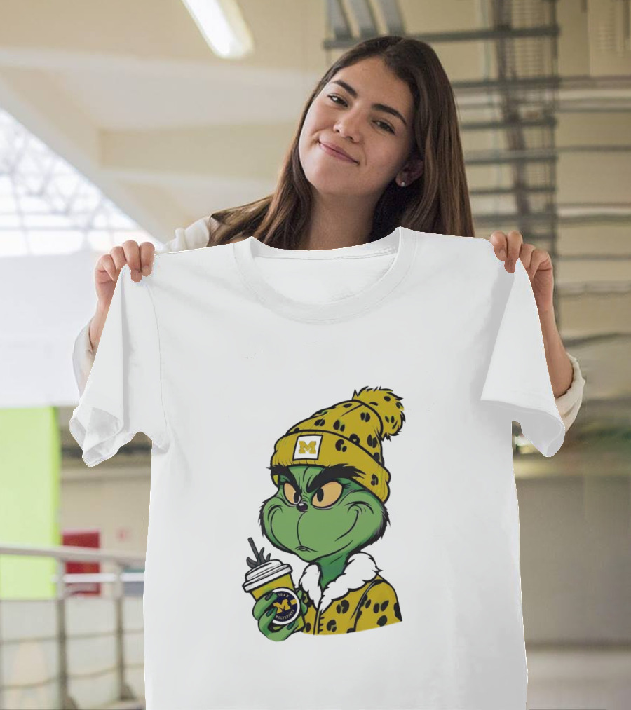 Grinch Boujee Michigan Wolverines M Logo Winter Outfit Coffee Cup T-Shirt