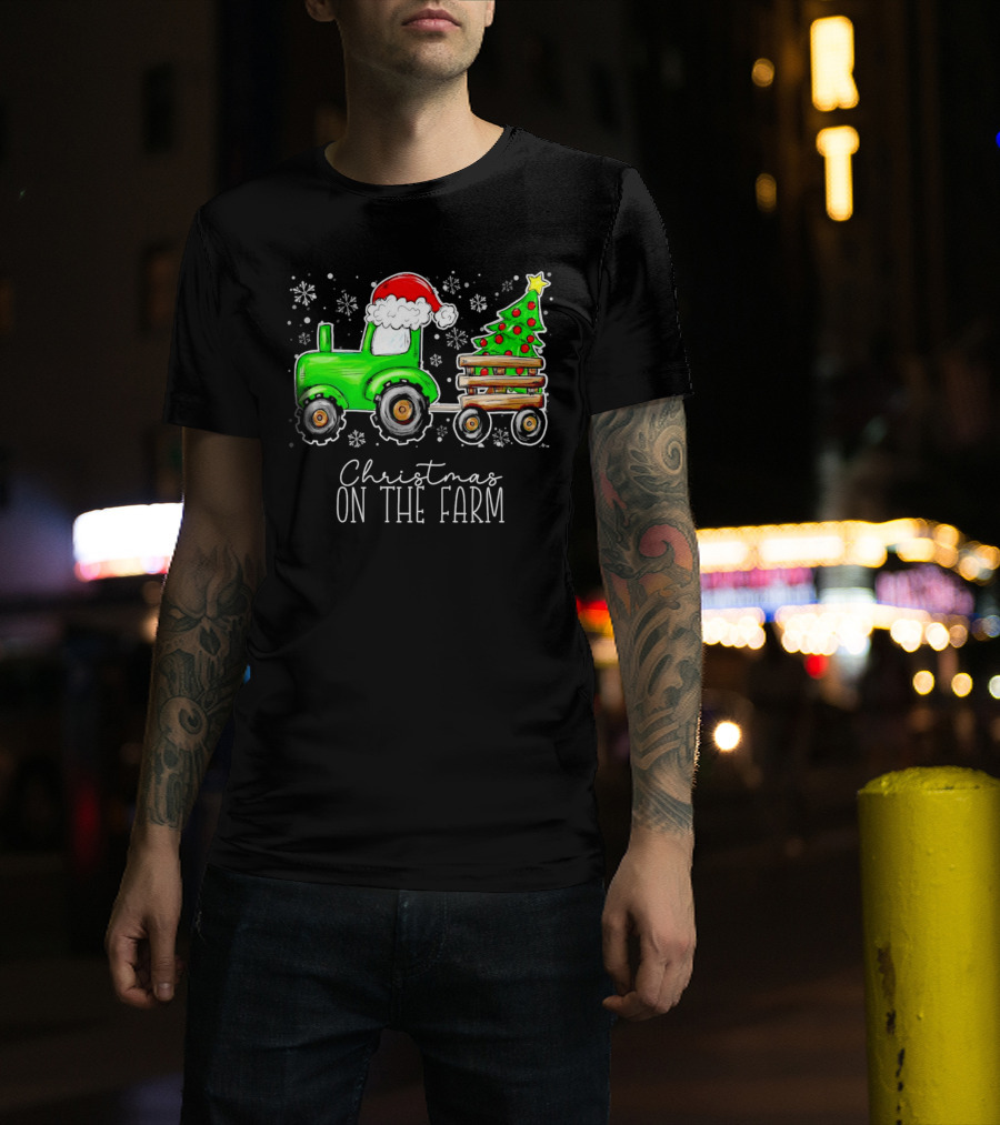 Christmas On The Farm Tractor Trailer Christmas Tree T-Shirt