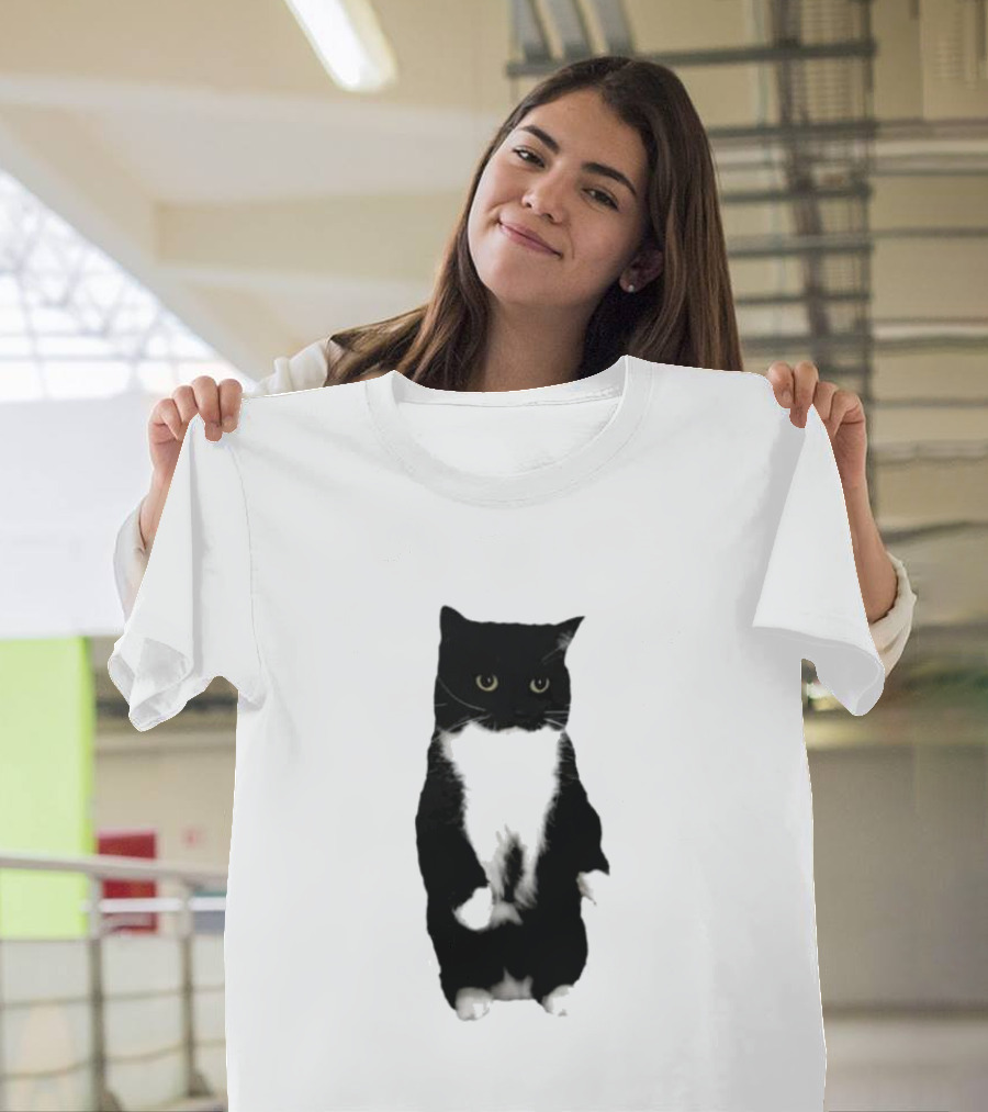Cat Unico Uniuni Black And White Standing Cat T-Shirt