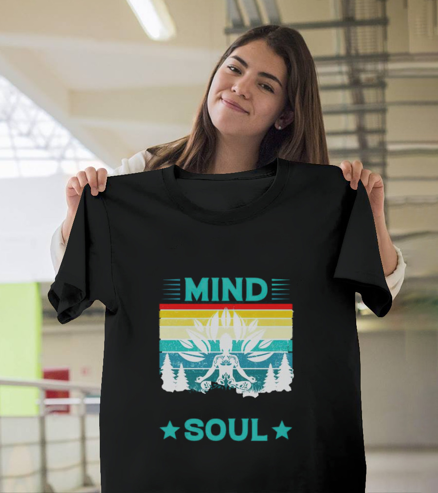 LOSE YOUR MIND FIND YOUR SOUL Yoga Meditation Retro Vintage Rainbow Pine Trees T-Shirt