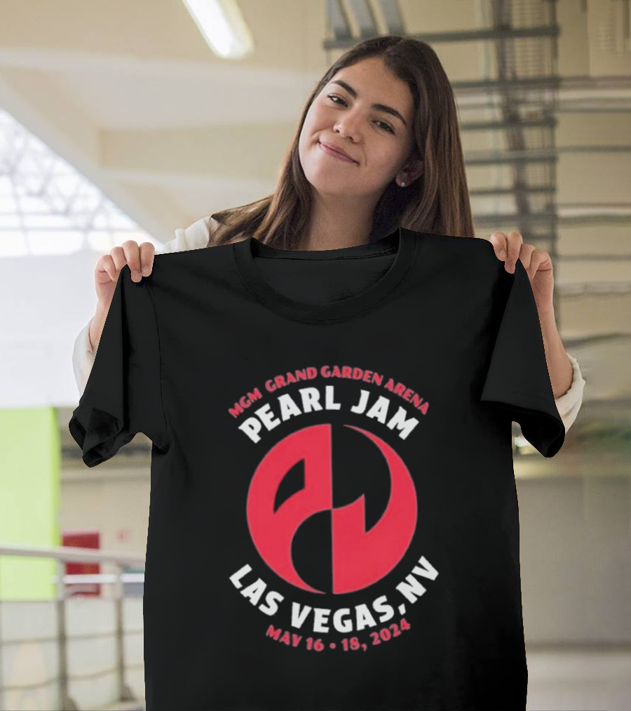 MGM Grand Garden Arena Pearl Jam Las Vegas NV May 16-18 T-Shirt