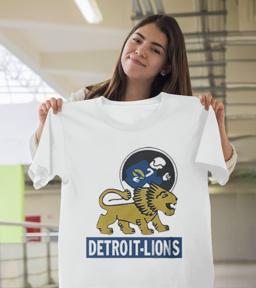Detroit Lions Vintage Logo Golden Lion T-Shirt
