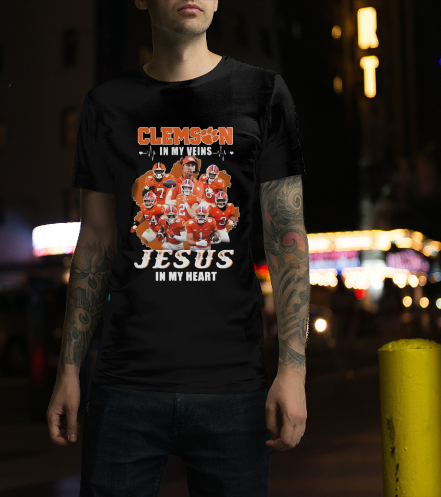 Clemson In My Veins Jesus In My Heart Football Team Collage T-Shirt