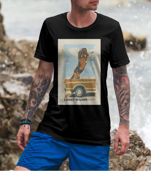Lainey Wilson Horse In Pickup Truck At Broadview Stage SPAC Saratoga Springs T-Shirt
