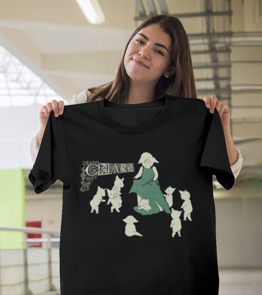Bbroosk Clairo Charm Pig with Dancing Pigs and Girl T-Shirt