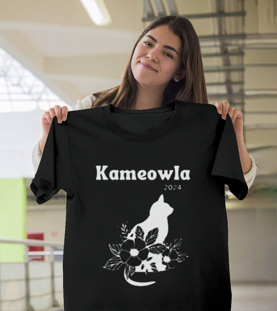 Kameowla 2024 Cat with Floral T-Shirt