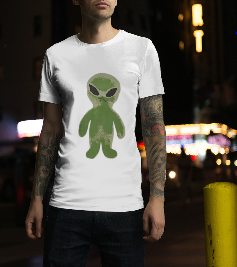 The8 Hoodhood Alien Overfit Half Green Character T-Shirt
