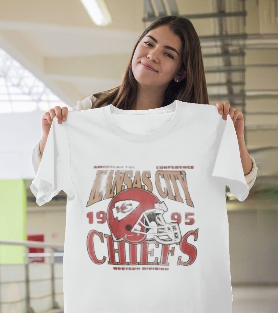 Kansas City Chiefs 1995 American Football Conference Western Division Retro Helmet T-Shirt