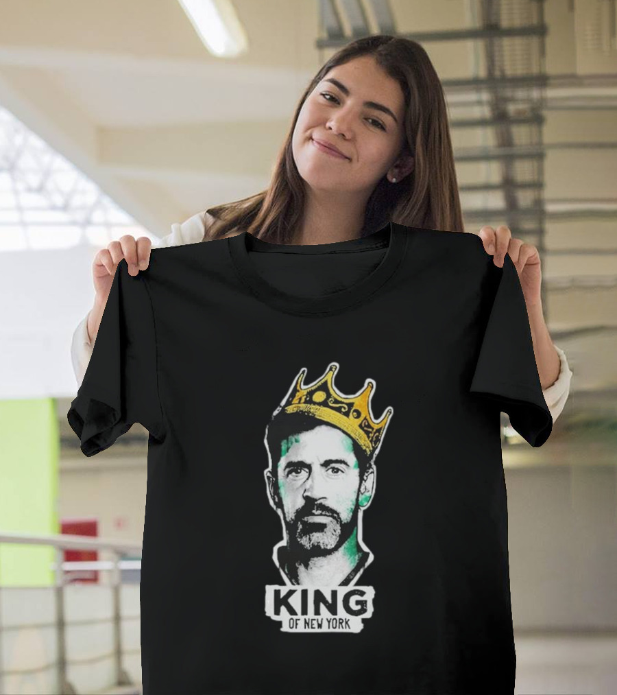Aaron Rodgers King of New York Wearing Crown T-Shirt