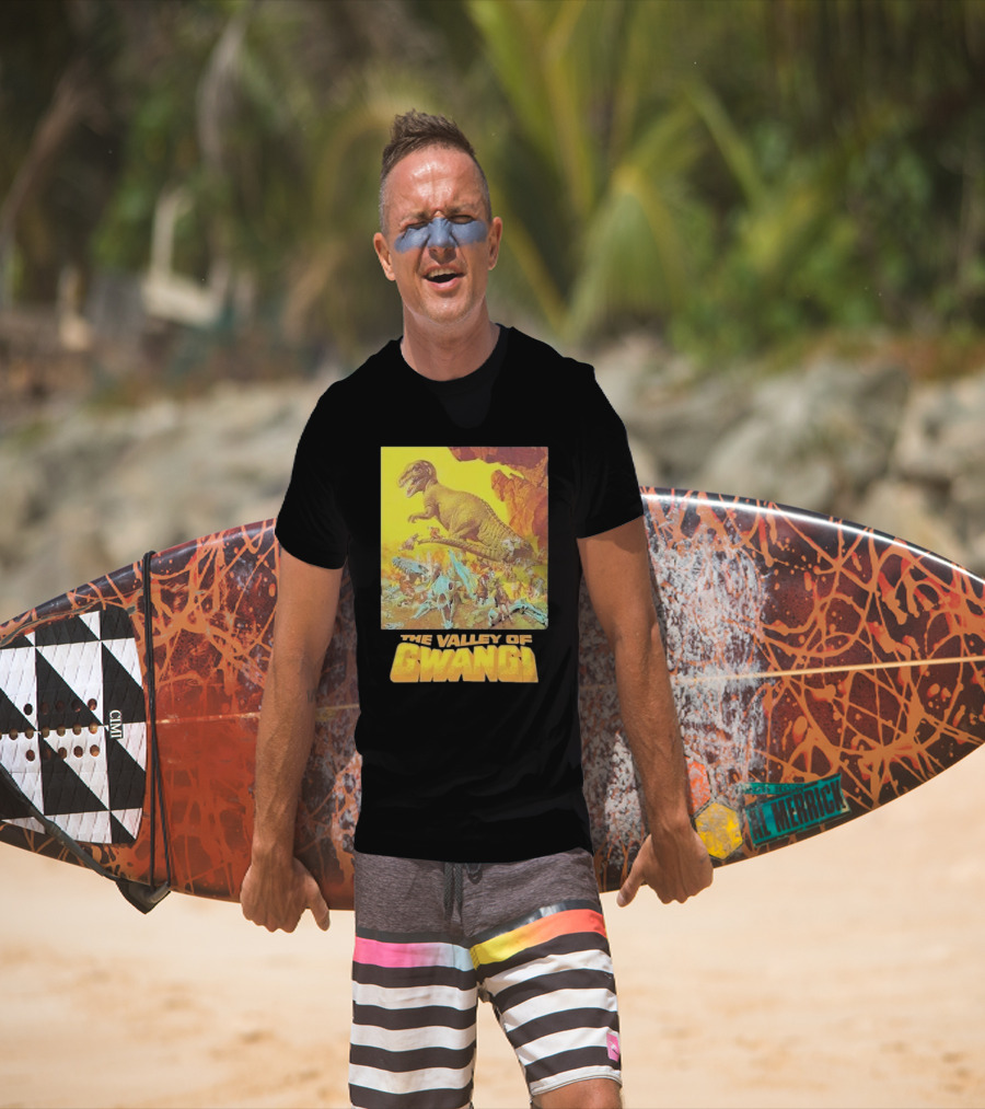 The Valley Of Gwangi Dinosaur Adventure Scene T-Shirt