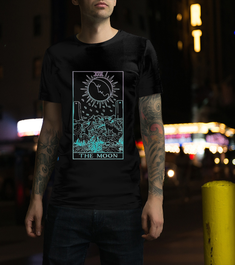The Moon Tarot Card Waite Witchy Creepy Cool XVIII T-Shirt