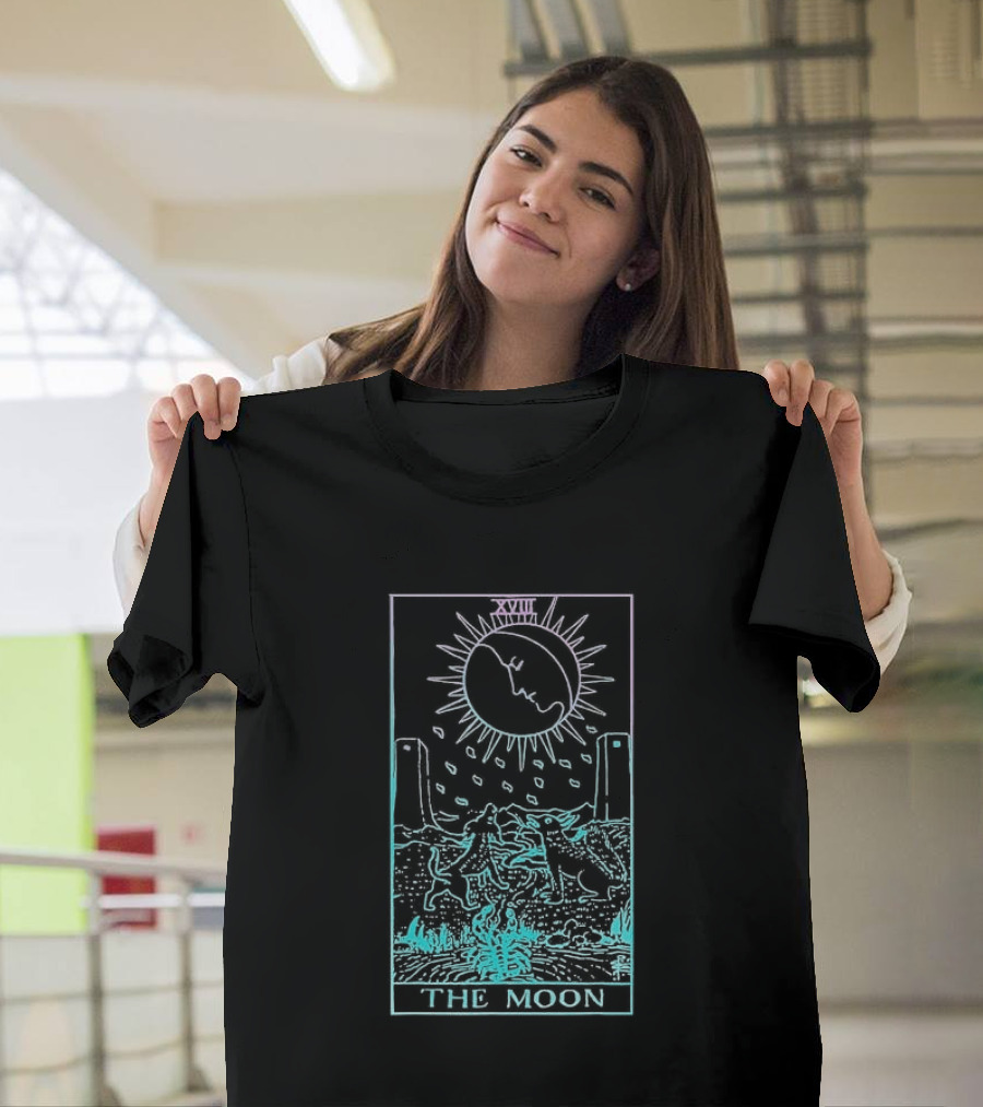 The Moon Tarot Card Waite Witchy Creepy Cool XVIII T-Shirt