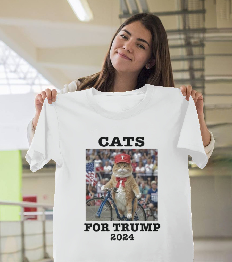 Cats for Trump Ride a Bike Make America Great Again T-Shirt