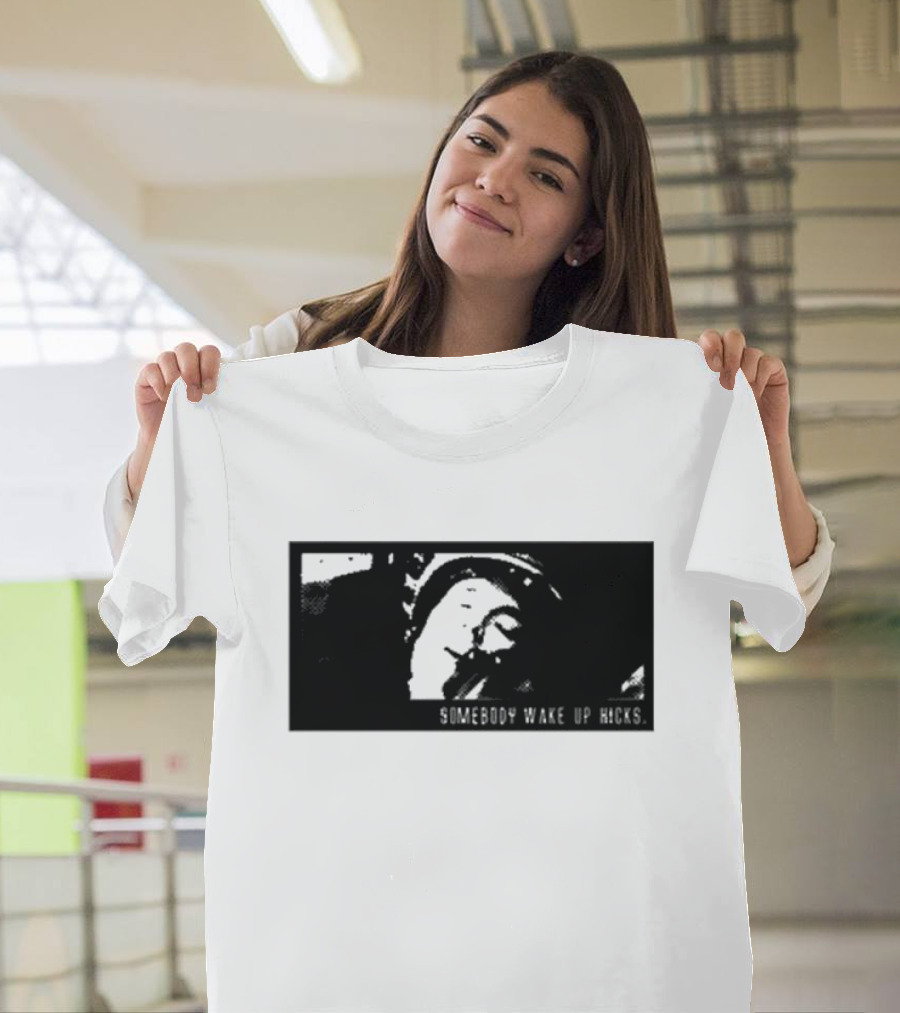 Aliens Somebody Wake Up Hicks Scene T-Shirt