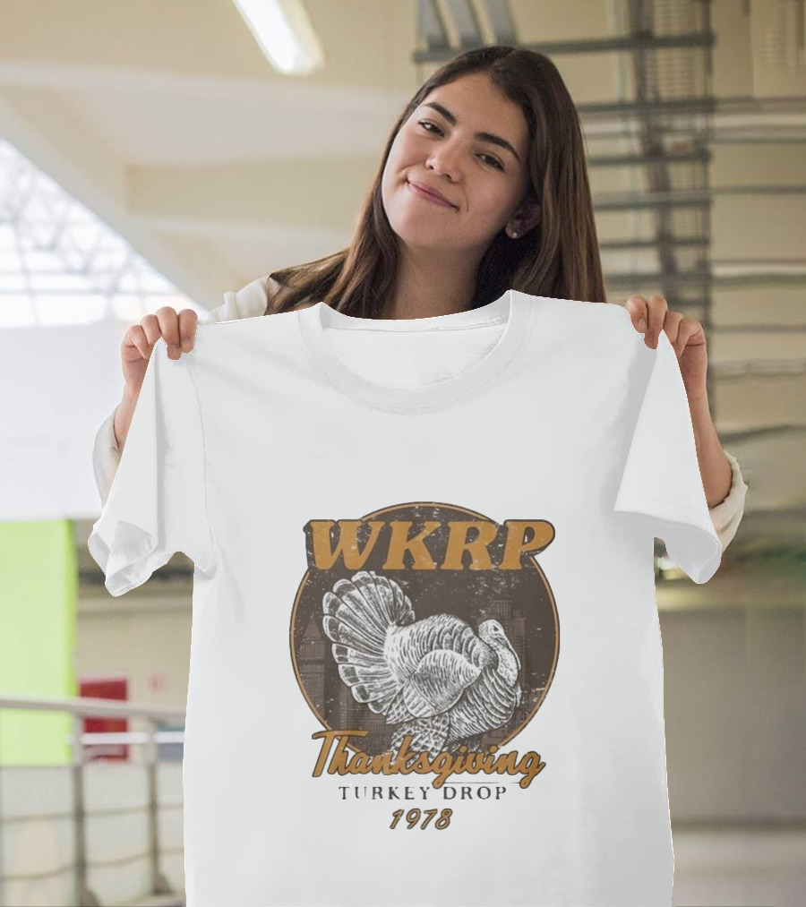 WKRP Thanksgiving Turkey Drop 1978 T-Shirt